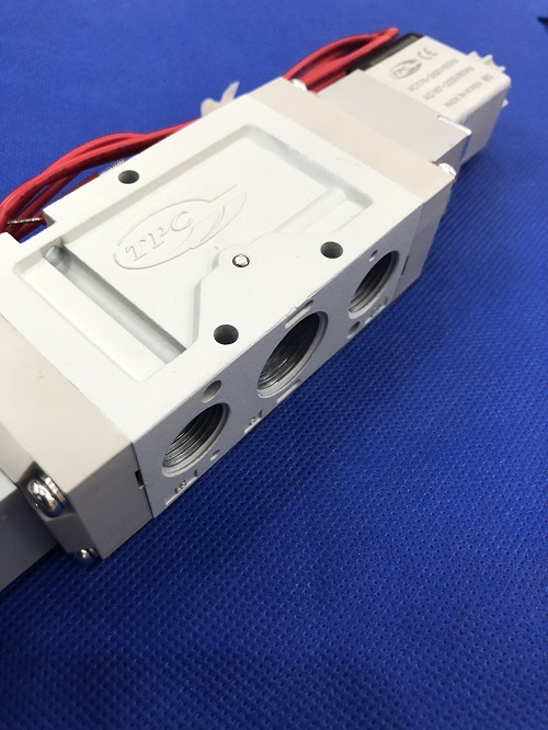 Van điện từ Tpc RDS5220-2G-03